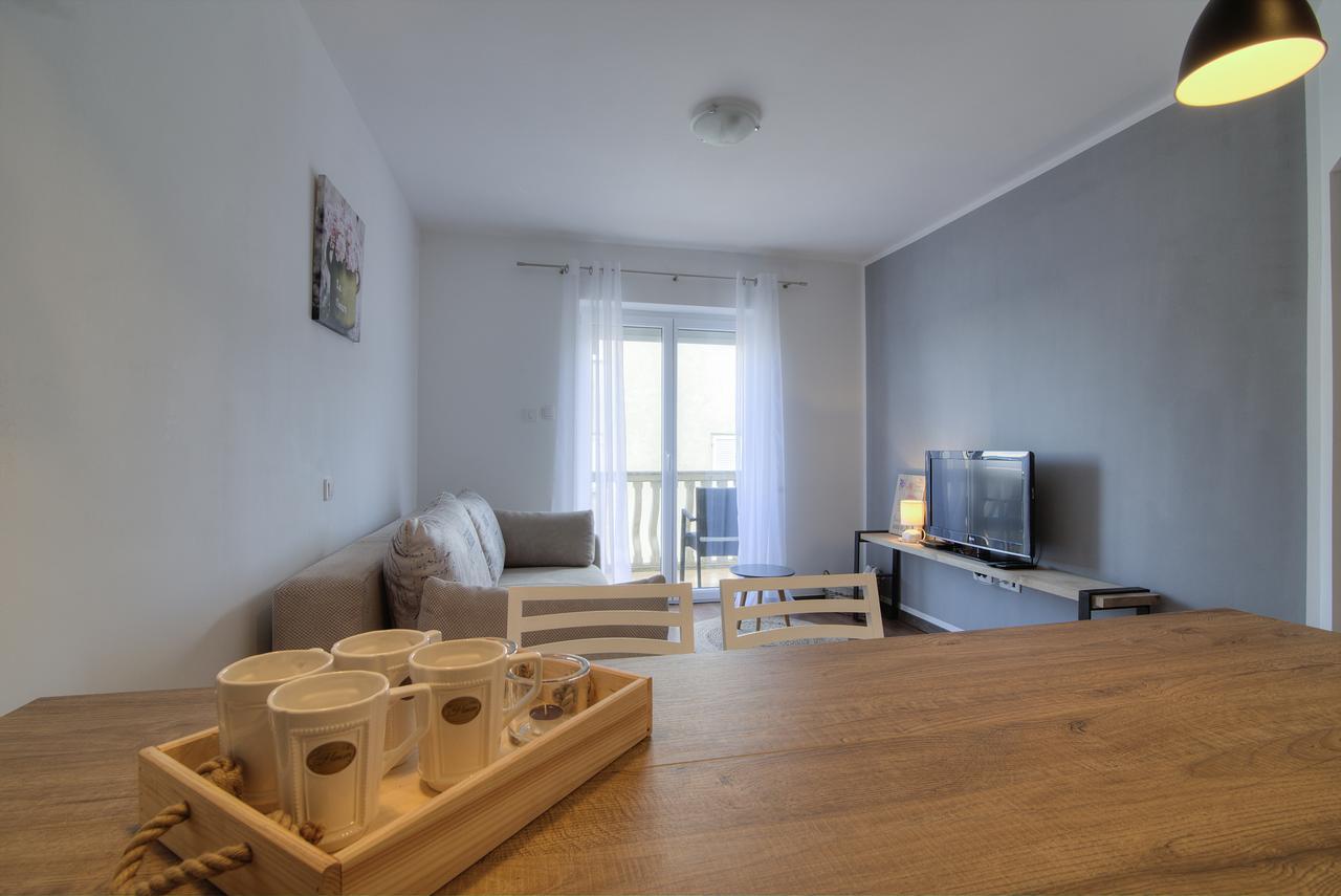 Apartments Lola Senj  Buitenkant foto
