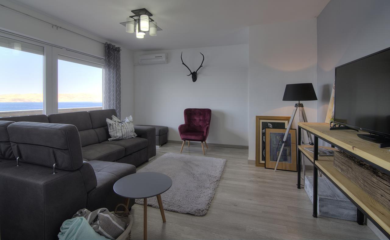 Apartments Lola Senj  Buitenkant foto